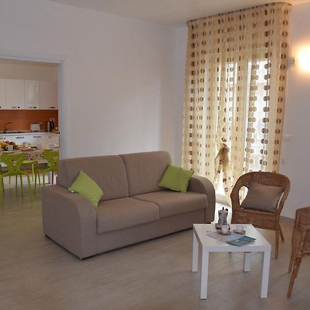 Апартаменти Casa Vacanza Comfort Чельє-Мессапіка Екстер'єр фото