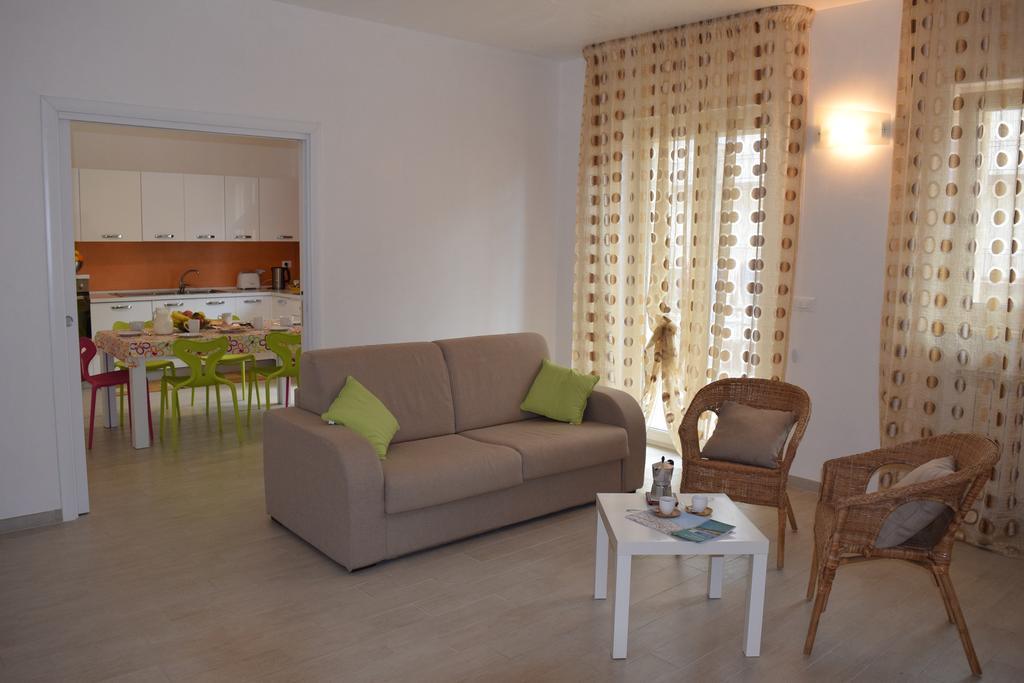 Апартаменти Casa Vacanza Comfort Чельє-Мессапіка Екстер'єр фото