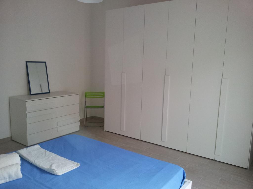 Апартаменти Casa Vacanza Comfort Чельє-Мессапіка Номер фото